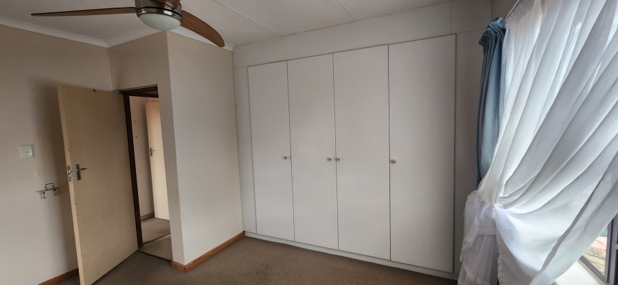 5 Bedroom Property for Sale in Dana Bay Western Cape